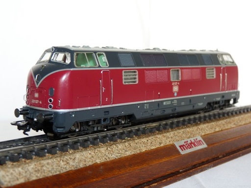 Märklin 3482 - Locomotive diesel BR 221 - DB - HO