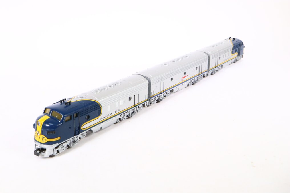 Märklin 3662 - Locomotive diesel-électrique - GM EMD F 7