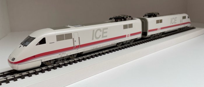 Märklin 3750 - Locomotive électrique - ICE-Triebkopf-Set Baureihe 401 - HO