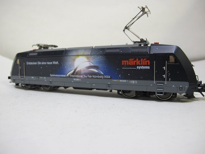 Märklin 37386 - Coffret Locomotive électrique "Nürnberg 2004" - BR 101 avec vitrine - DB - HO