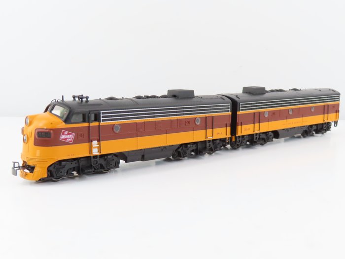 Märklin 37623 - Locomotive diesel-électrique "Milwaukee" - EMD F 7 A + B - USA - HO