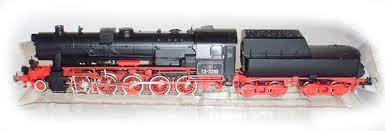 Märklin 34159 - Locomotive vapeur avec tender - TE 3915 - Russie - HO