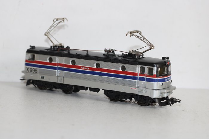 Märklin 83341 - Locomotive électrique - X 995 Amtrak