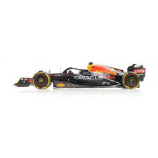 Minichamps Red Bull Racing RB18 - Sergio Perez - Saudi Arabian GP 2022 - 1/43