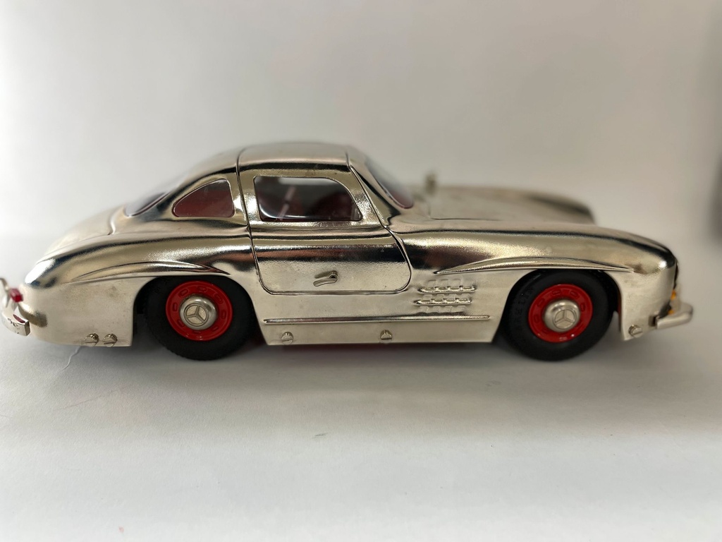 Märklin 1952 - Mercedes-Benz SL 300 avec portes papillons - Gris métallisé - 1/16