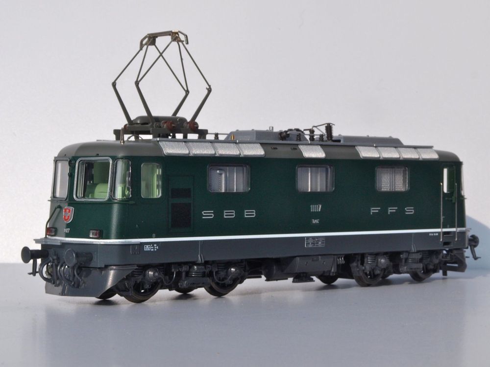 Roco 69843 - Locomotive électrique Re 4/4 "SBB-CFF 11117"- HO