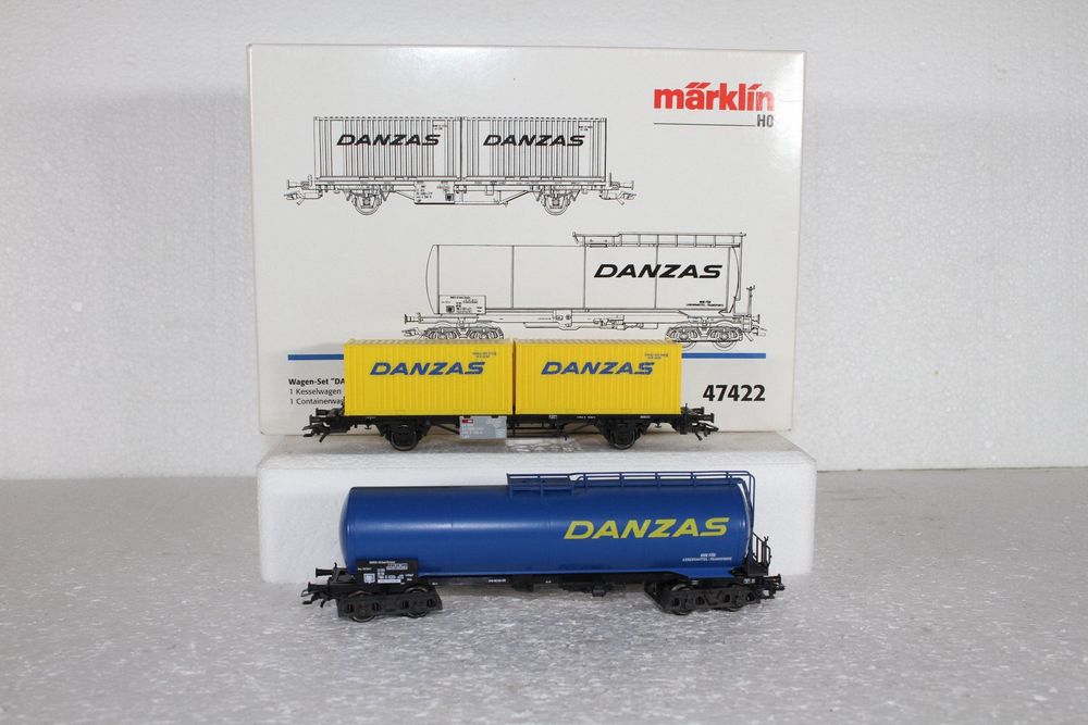 Märklin 47422 - Coffret 2 wagons "Danzas" (1 citerne et 1 porte conteneurs) - HO