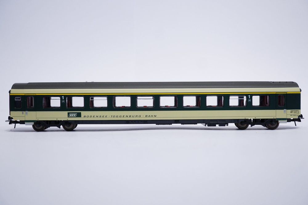 Roco 44348 - voiture voyageurs 1ère  classe - Bodensee-Toggenburg-Bahn "BT" - HO       