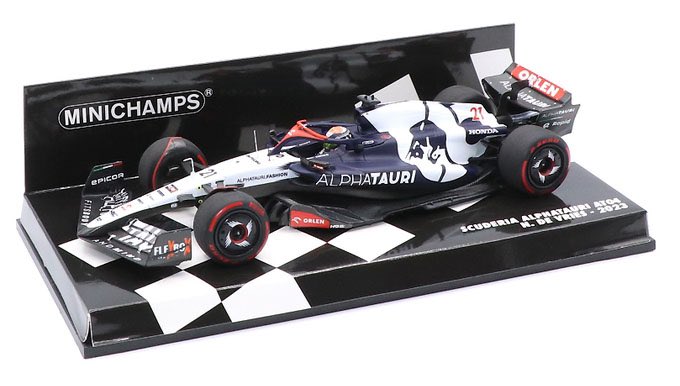 Minichamps - AlphaTauri AT04 - 2023 - N. De Vries - 1/43  