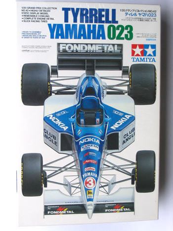 Tamiya 20042 - Tyrrell Yamaha 023 - U. Katayama / M. Salo - 1995 - 1/20 (Occasion vérifiée)