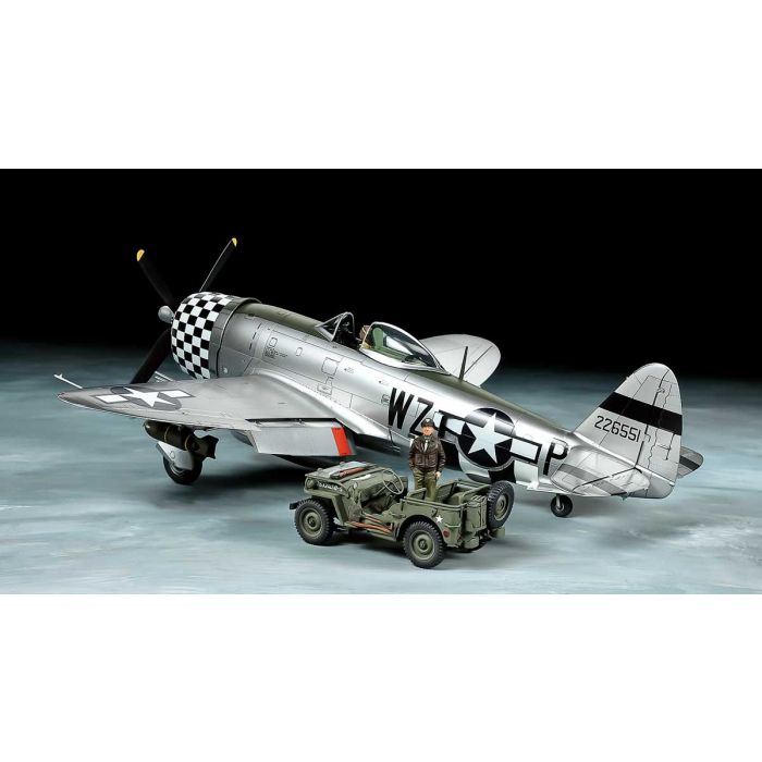 Tamiya 25214 - P-47D Bubbletop et 4X4 Light Véhicule set - 1/48  