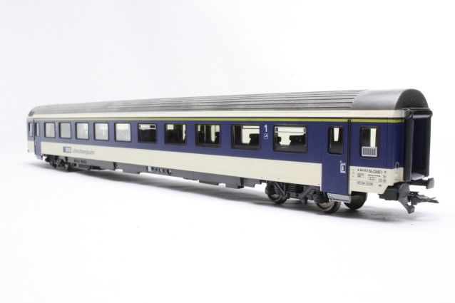 Roco 45320 Exact 1:87 - Voiture voyageurs 1ère classe - BLS Lötschbergbahn - HO    