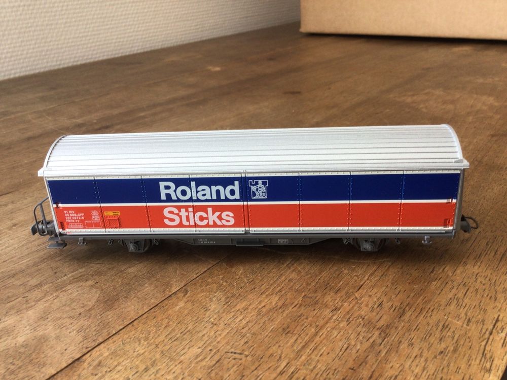 Roco 46395 - Wagon Marchandises "Roland Sticks"  SBB-CFF - HO 