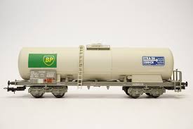 Liliput L222509 - Wagon citerne  "BP - Etra AG"   - SBB-CFF - HO  