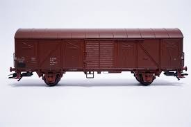 Märklin 4701 - Wagon marchandises couvert - DR - HO