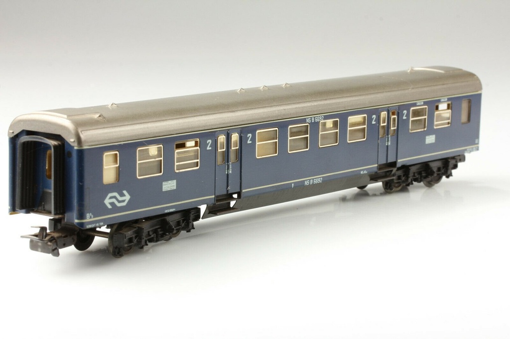 Märklin 4049 - Voiture voyageurs - 2ème classe - NS - HO