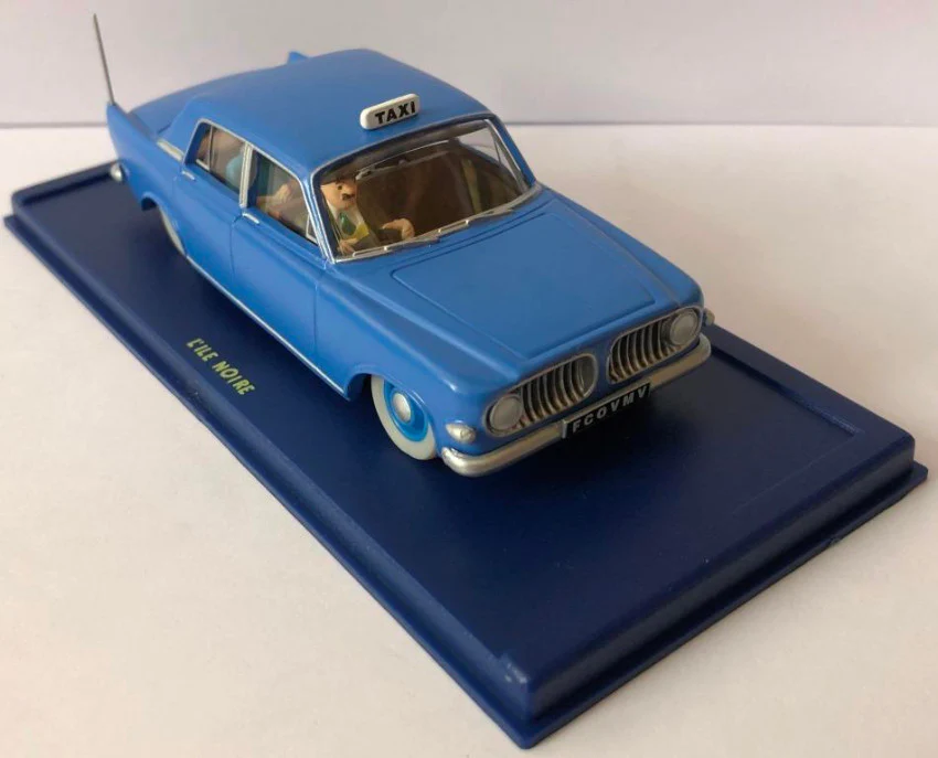 En voiture Tintin - Le Taxi Bleu (Ford Zephyr MkIII) de "L'Île Noire (1984)" - (Occasion vérifiée)