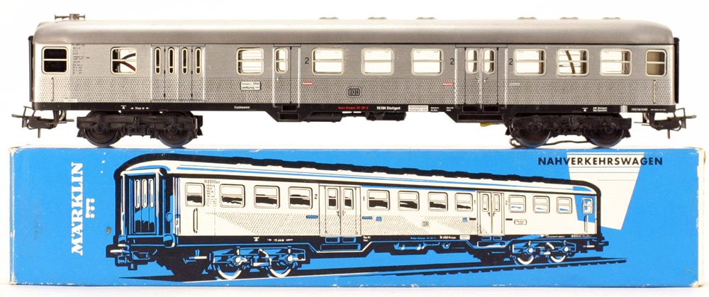 Märklin 4083 - Voiture de banlieue avec décor « œil de paon » et aménagement intérieur - 1ère et 2ème classe - DB - HO