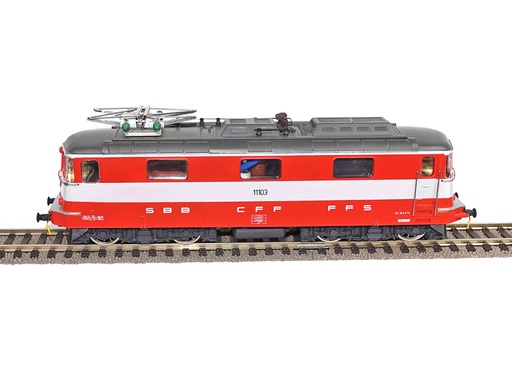 [HAG-211] HAG 211 - Locomotive Re 4/4 II SwissExprex (SBB-CFF-FFS) - HO