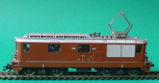 [HAG-181] HAG 181 - Locomotive Re 4/4 - BLS N° 261 - HO